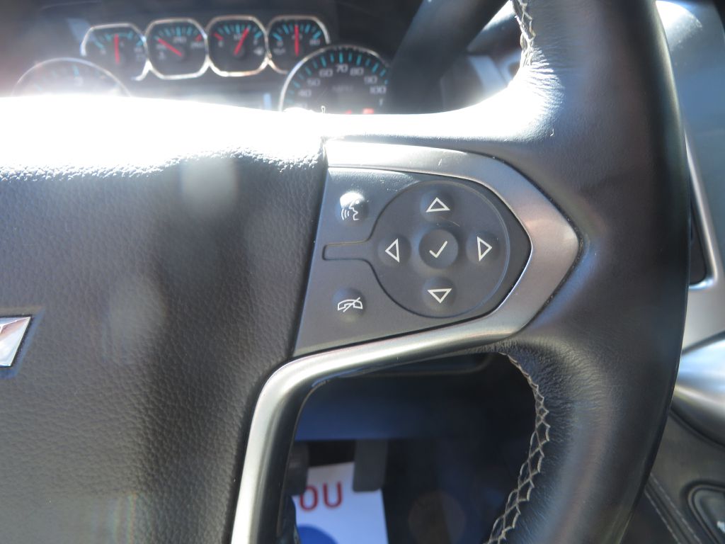 Photo 18 of this CHEVROLET SUBURBAN