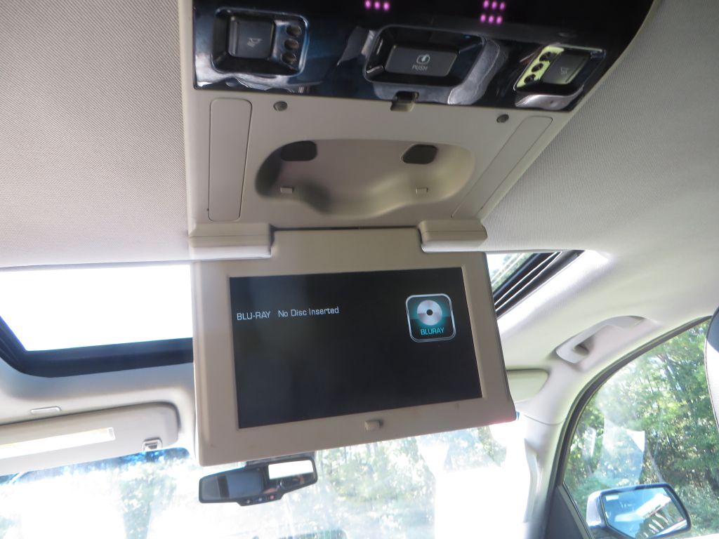 Photo 29 of this CHEVROLET SUBURBAN