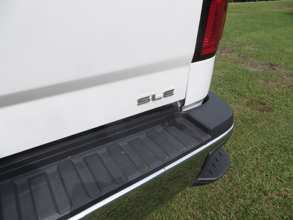 Photo 9 of this GMC SIERRA 2500