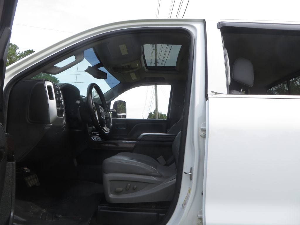 Photo 13 of this GMC SIERRA 2500