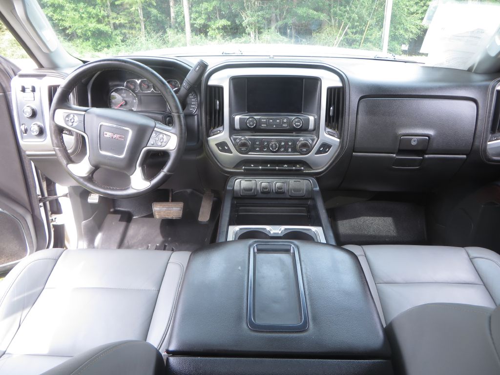 Photo 16 of this GMC SIERRA 2500