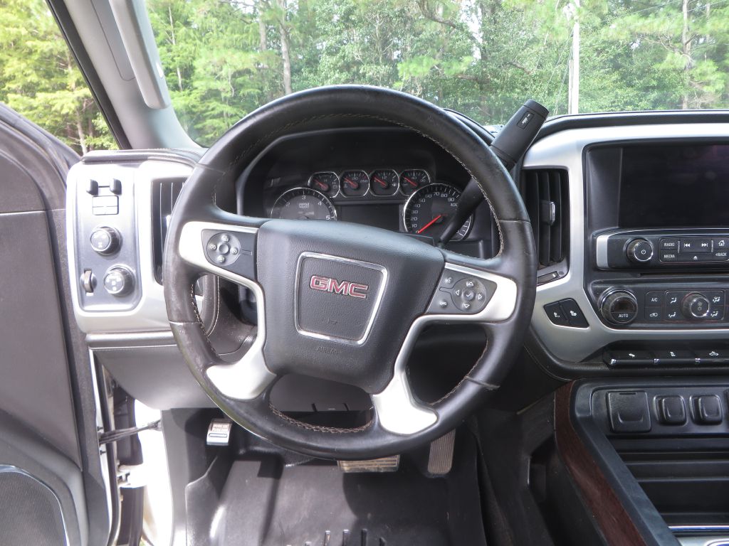 Photo 17 of this GMC SIERRA 2500