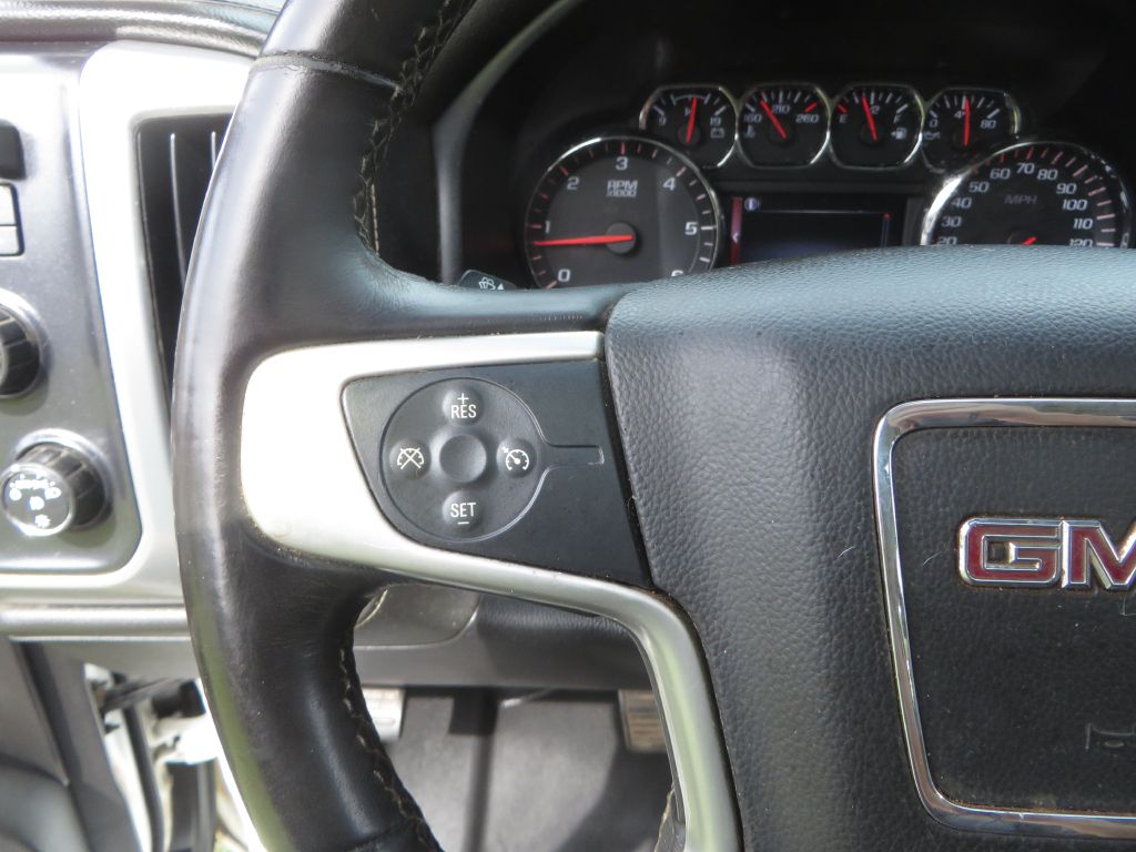 Photo 18 of this GMC SIERRA 2500