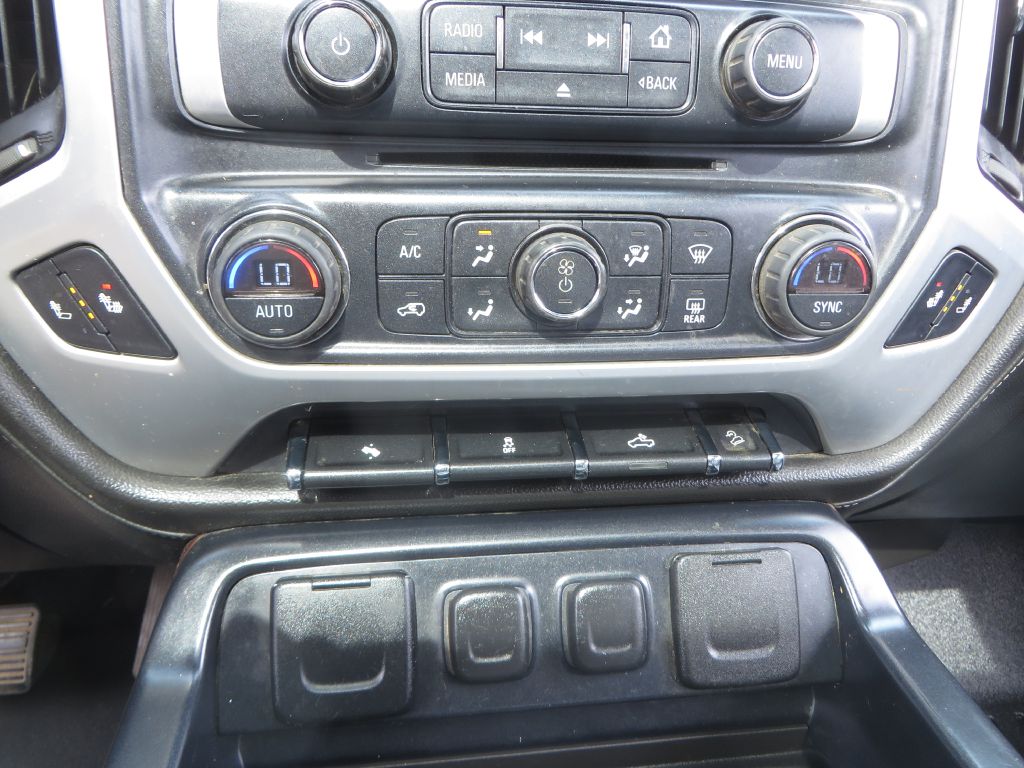 Photo 23 of this GMC SIERRA 2500