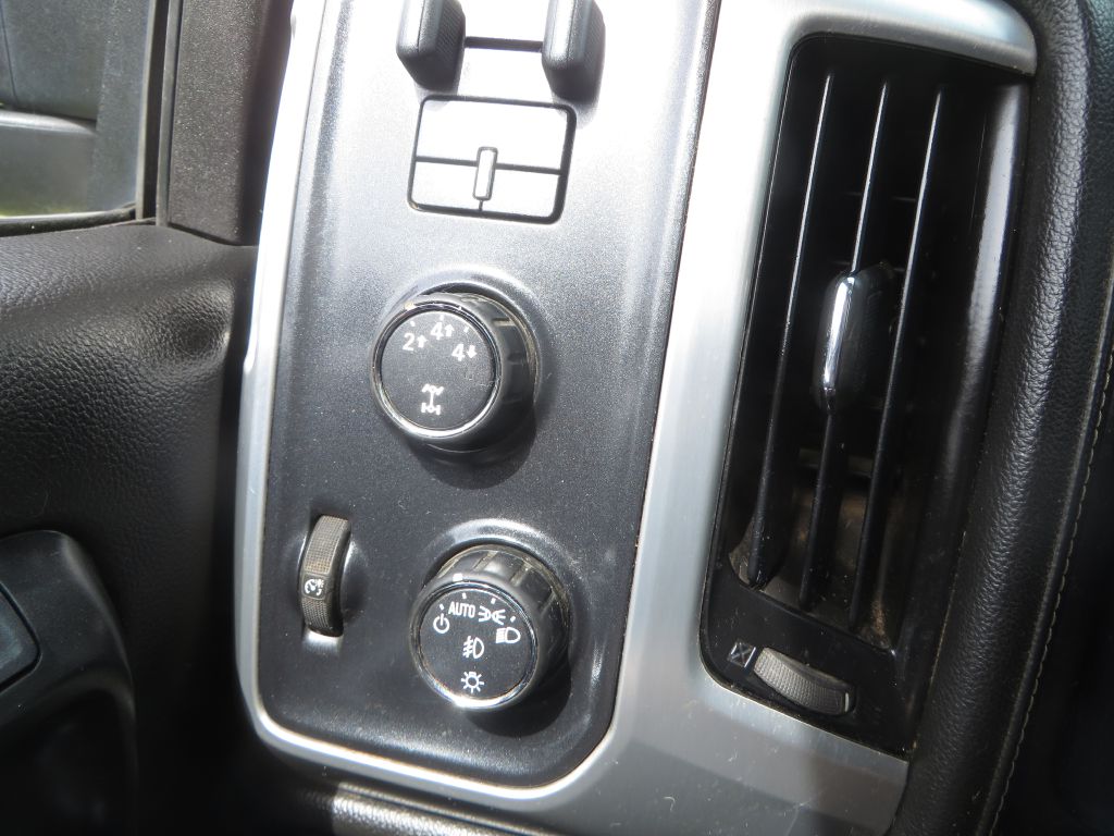 Photo 25 of this GMC SIERRA 2500