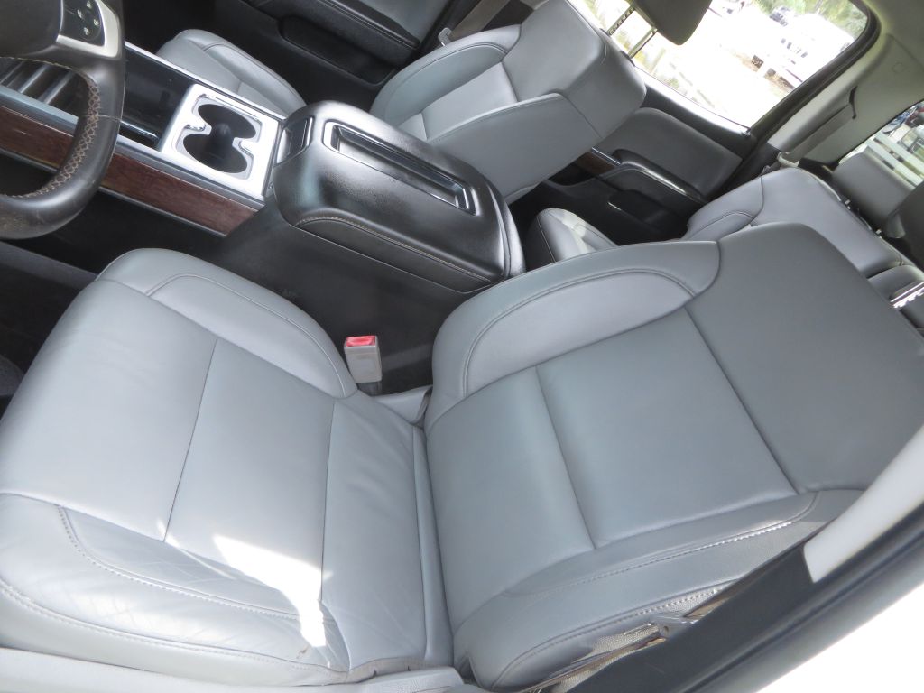 Photo 28 of this GMC SIERRA 2500