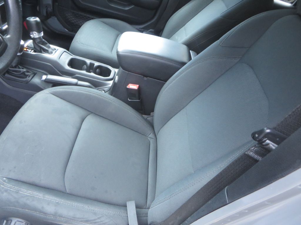 Photo 21 of this JEEP WRANGLER UNLIMI