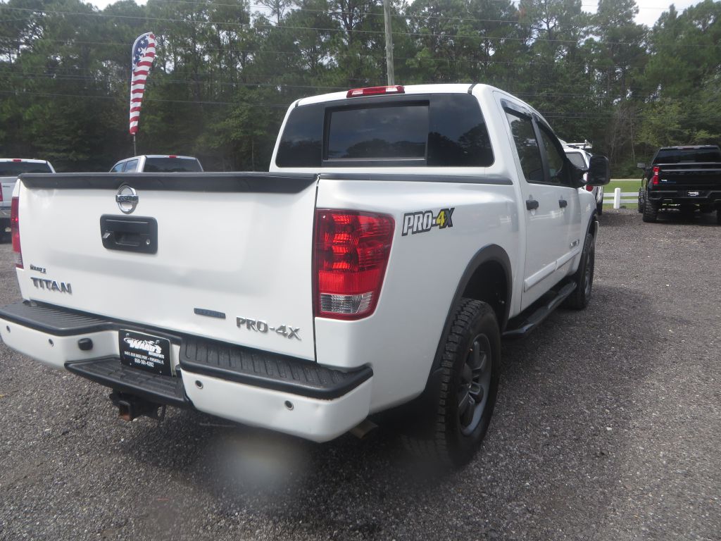 Photo 6 of this NISSAN TITAN