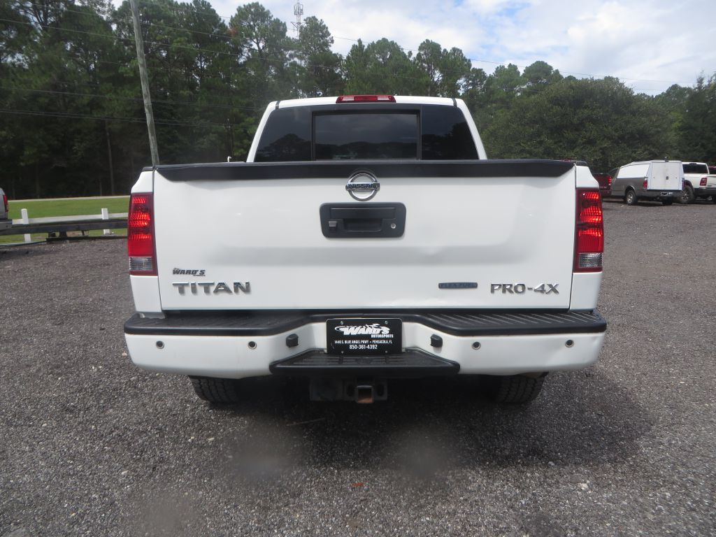 Photo 7 of this NISSAN TITAN