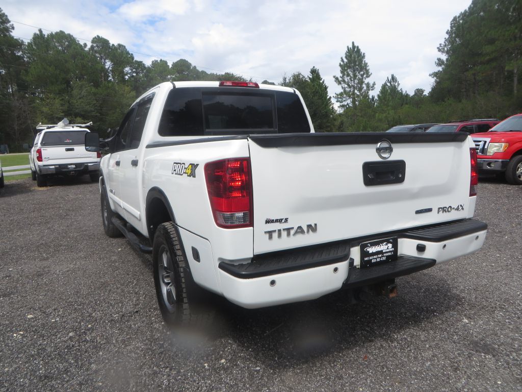 Photo 8 of this NISSAN TITAN