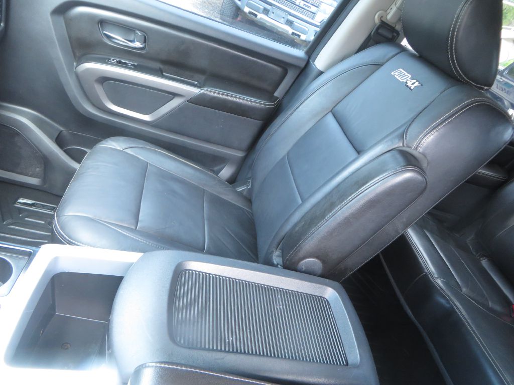 Photo 26 of this NISSAN TITAN