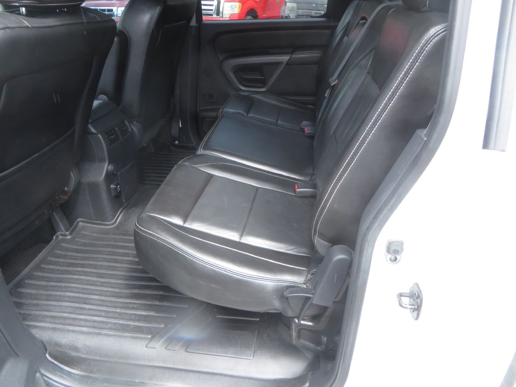 Photo 27 of this NISSAN TITAN