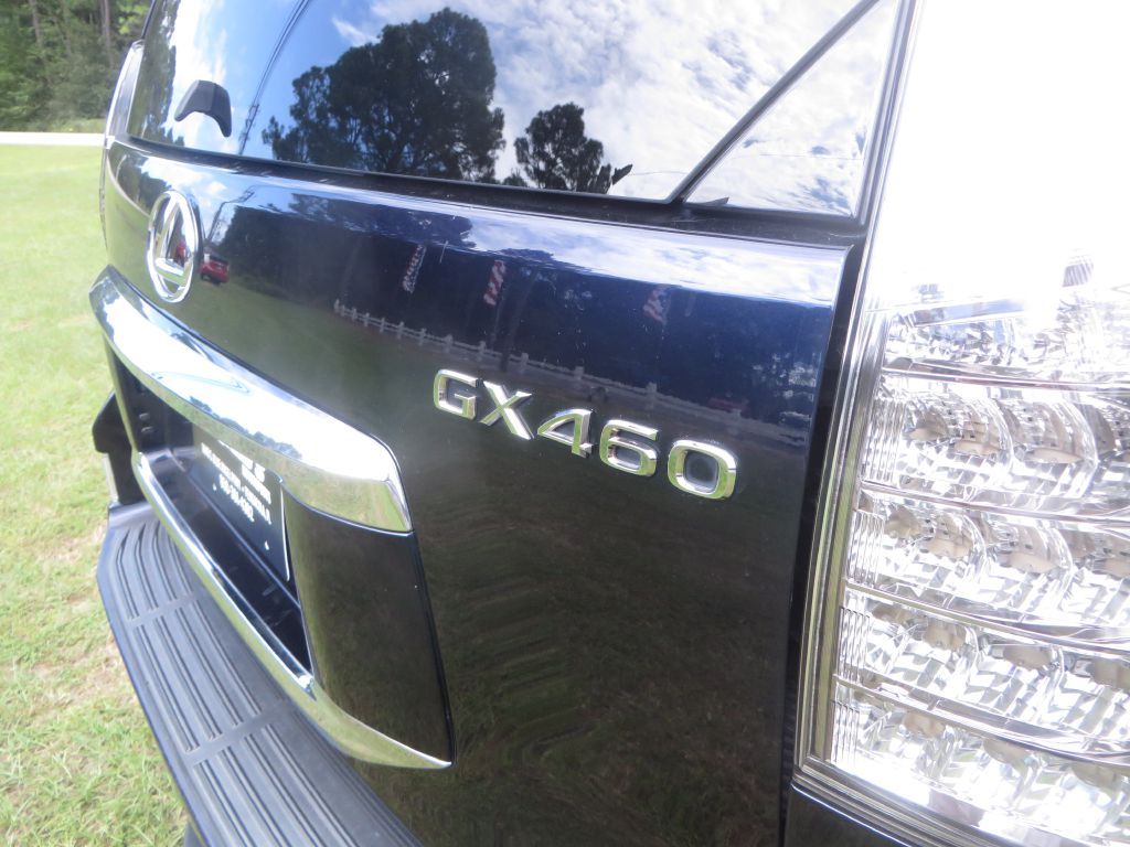 Photo 10 of this LEXUS GX460
