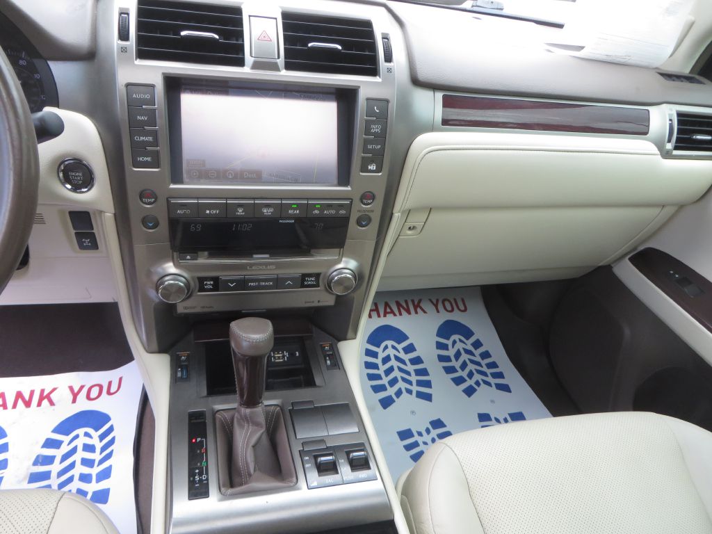 Photo 21 of this LEXUS GX460