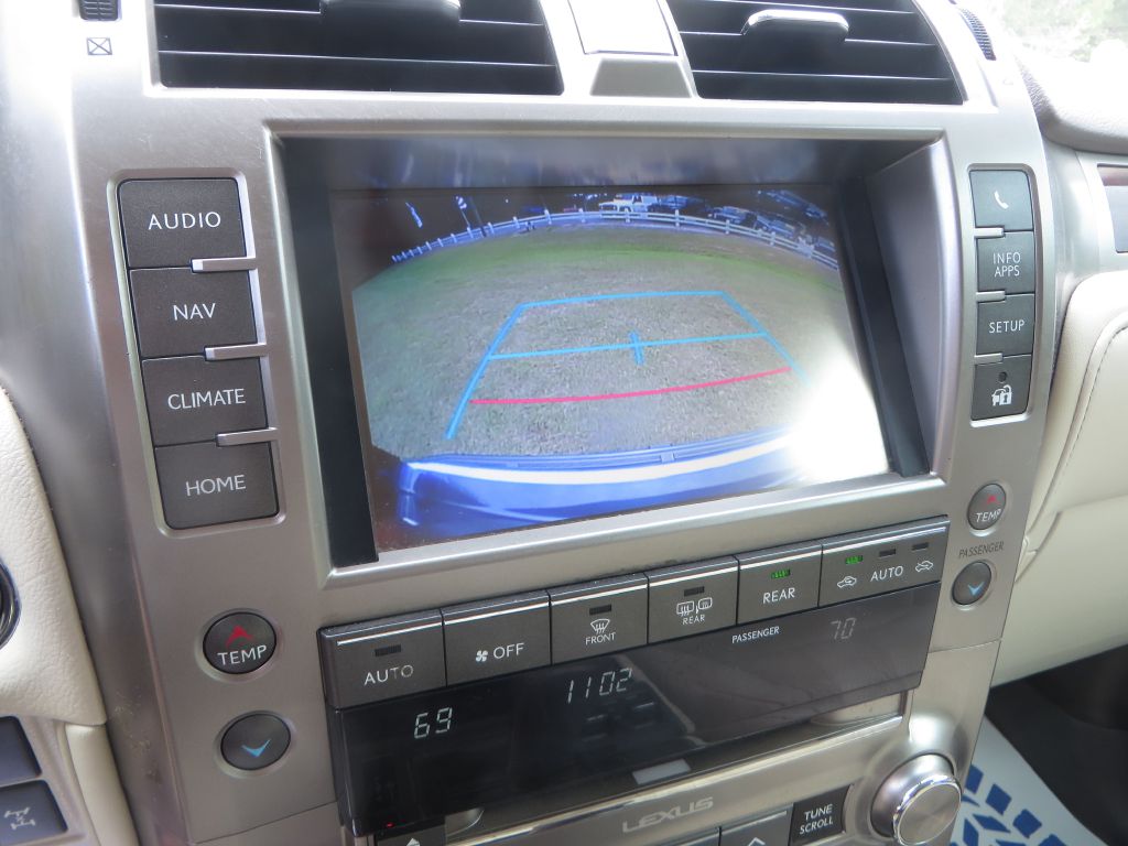 Photo 23 of this LEXUS GX460