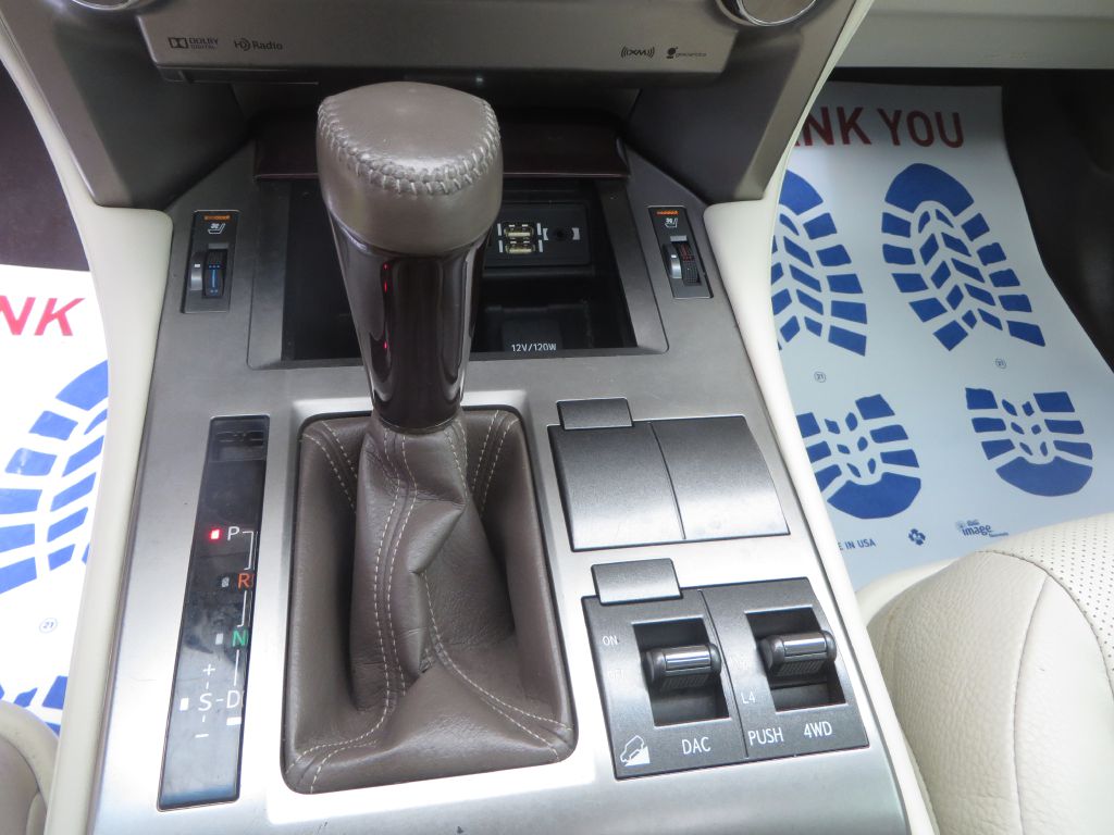 Photo 22 of this LEXUS GX460
