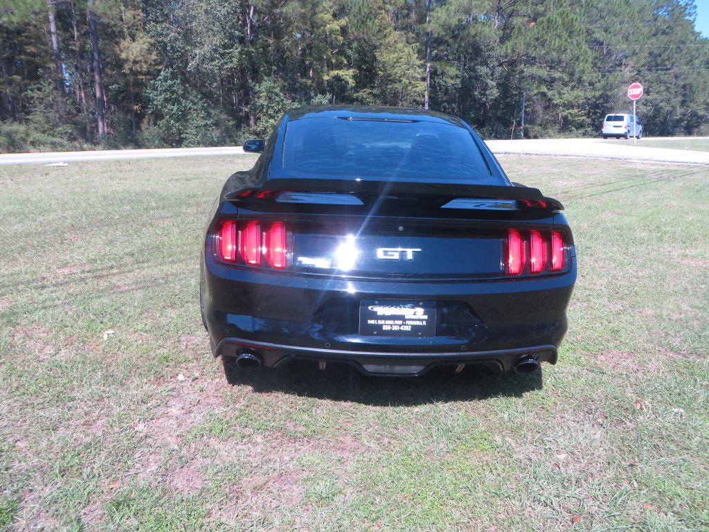 Photo 7 of this FORD MUSTANG