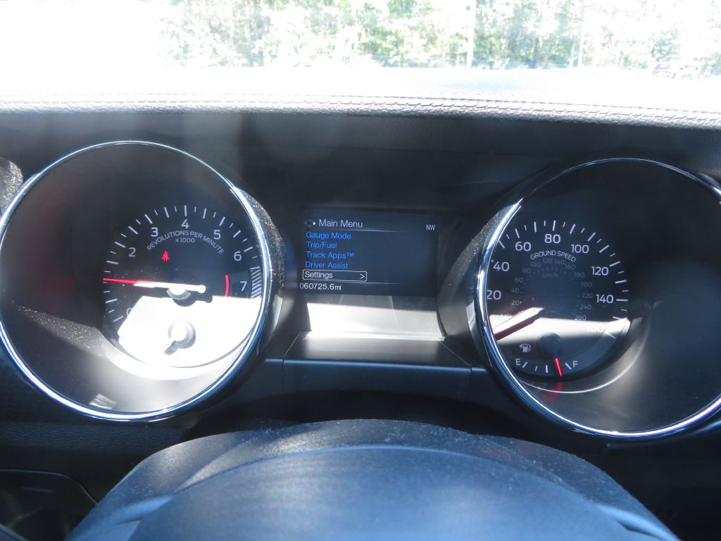 Photo 14 of this FORD MUSTANG