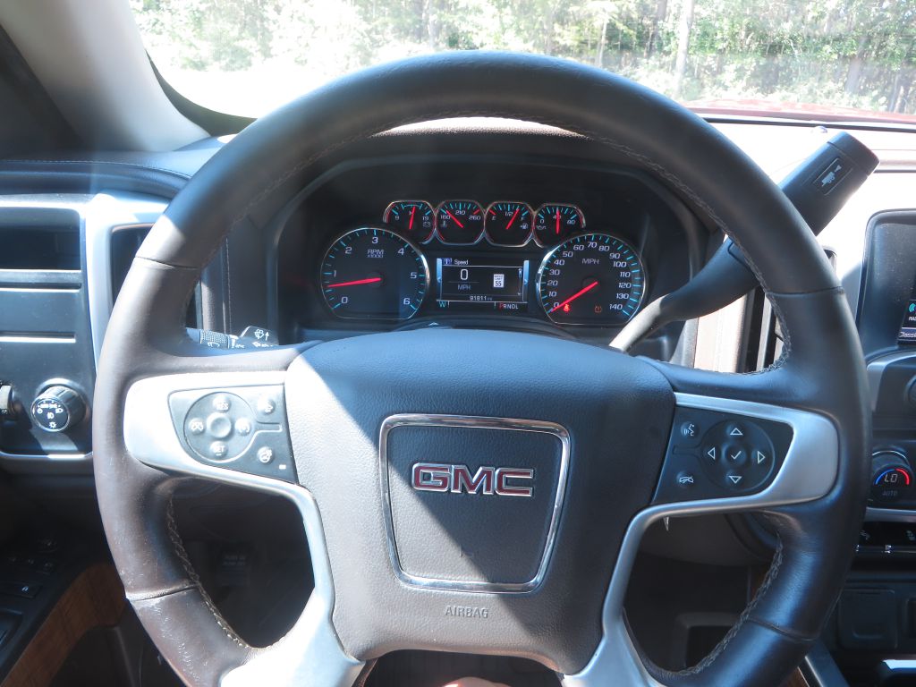 Photo 14 of this GMC SIERRA