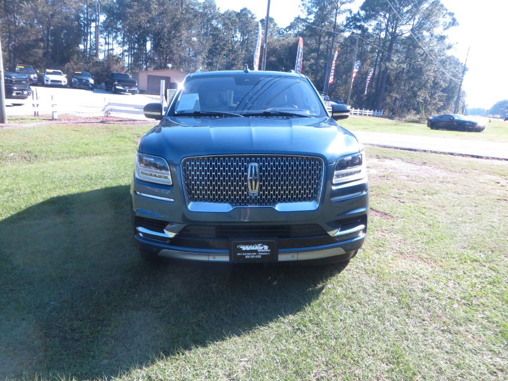 Photo 3 of this LINCOLN NAVIGATOR