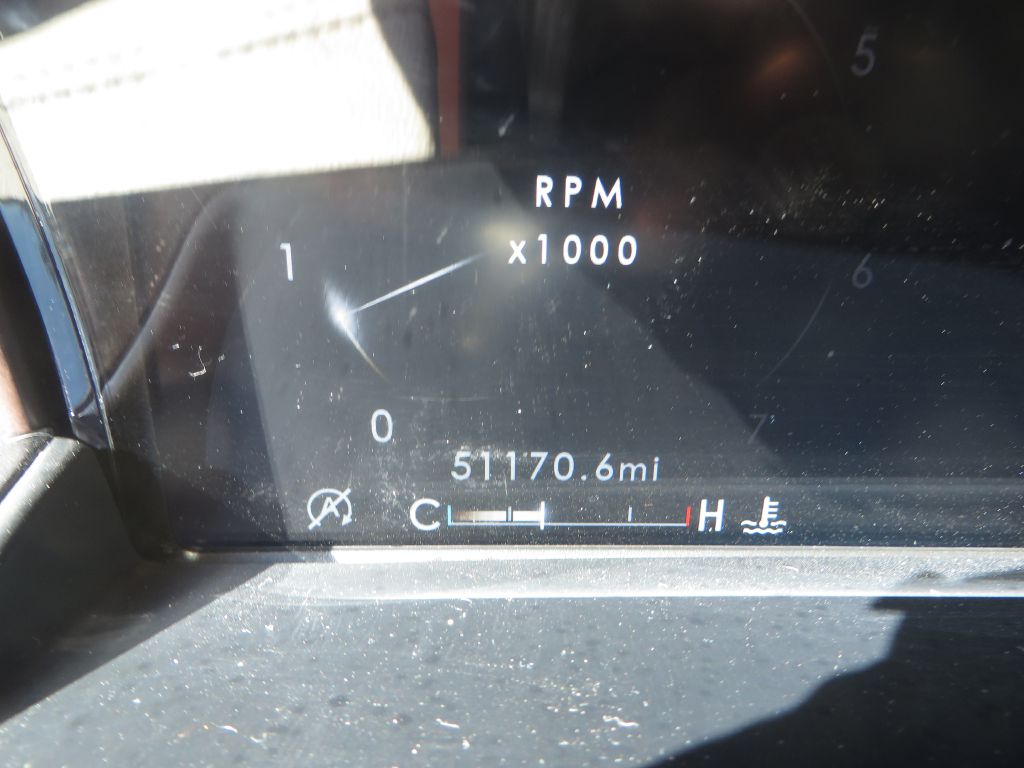 Photo 17 of this LINCOLN NAVIGATOR
