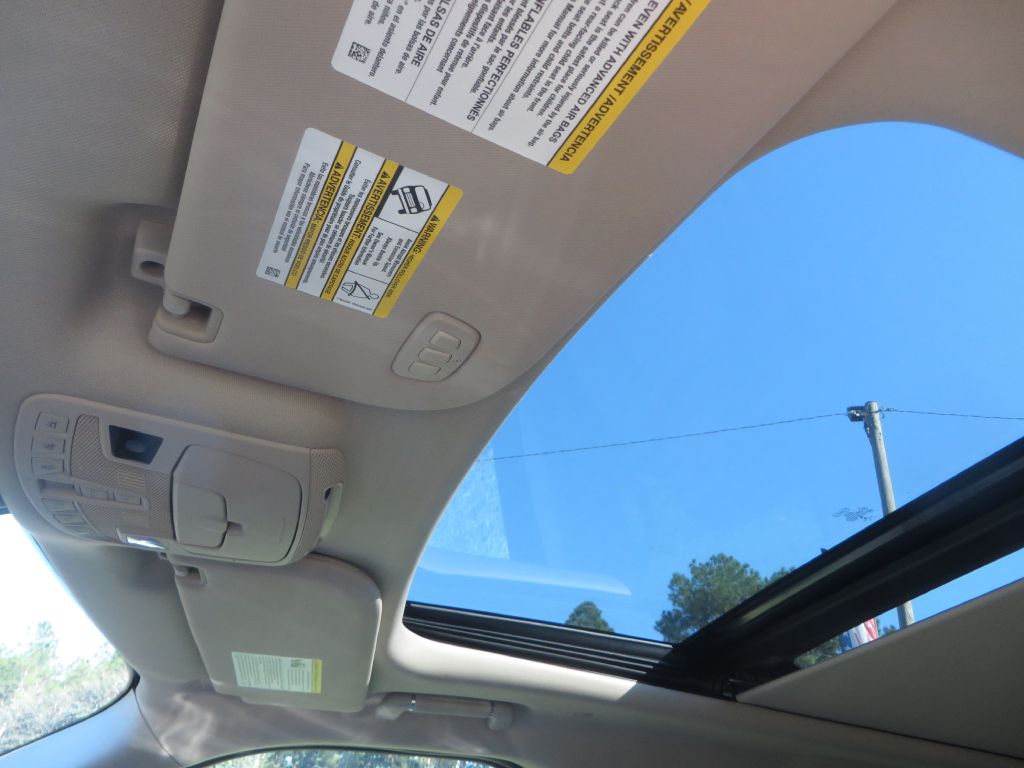 Photo 25 of this LINCOLN NAVIGATOR