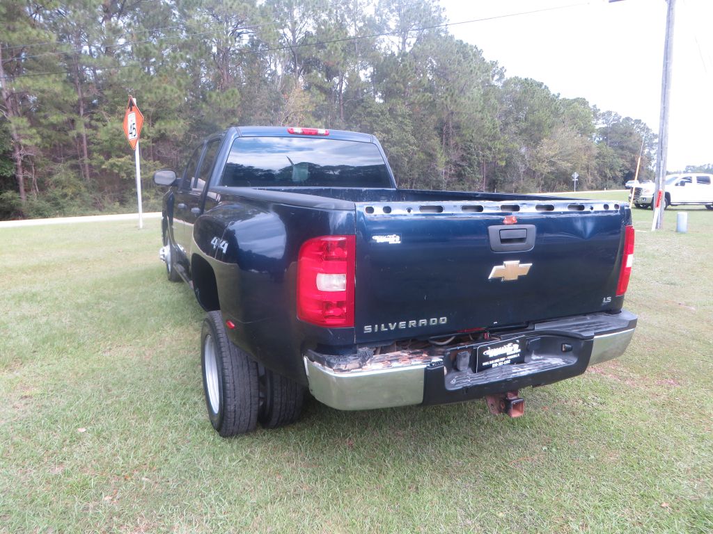 Photo 8 of this CHEVROLET SILVERADO 3500