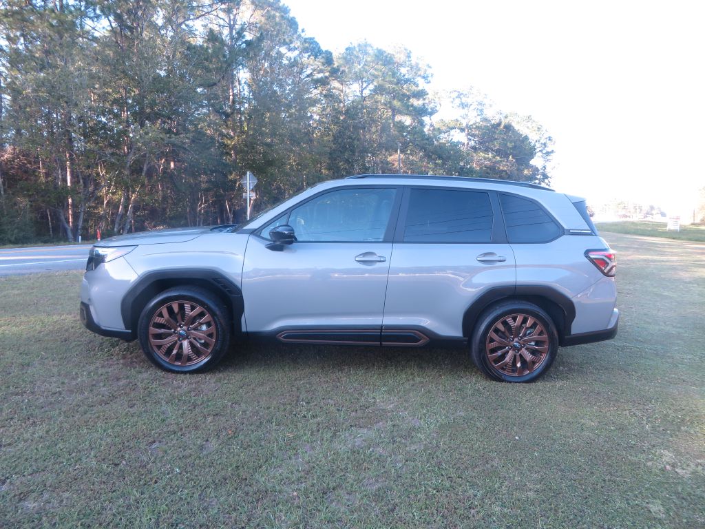 2025 SUBARU FORESTER