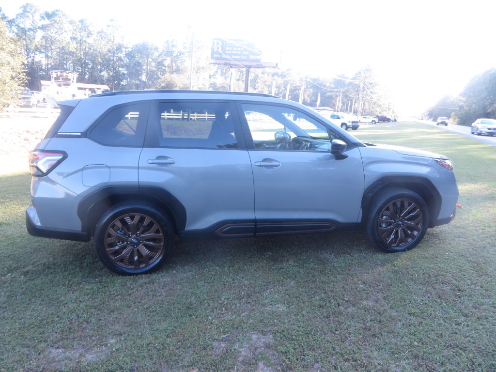 Photo 5 of this SUBARU FORESTER