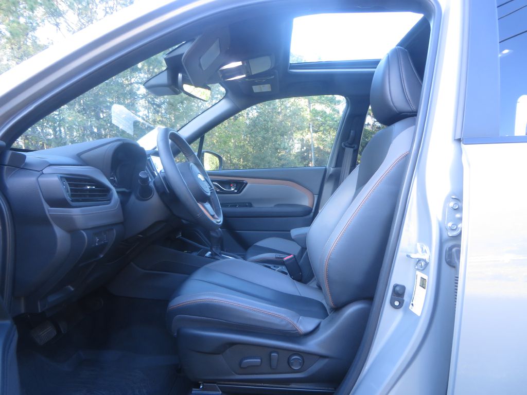 Photo 11 of this SUBARU FORESTER