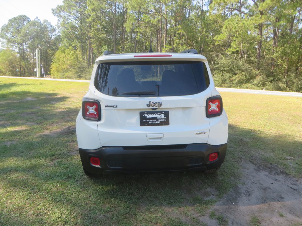 Photo 7 of this JEEP RENEGADE