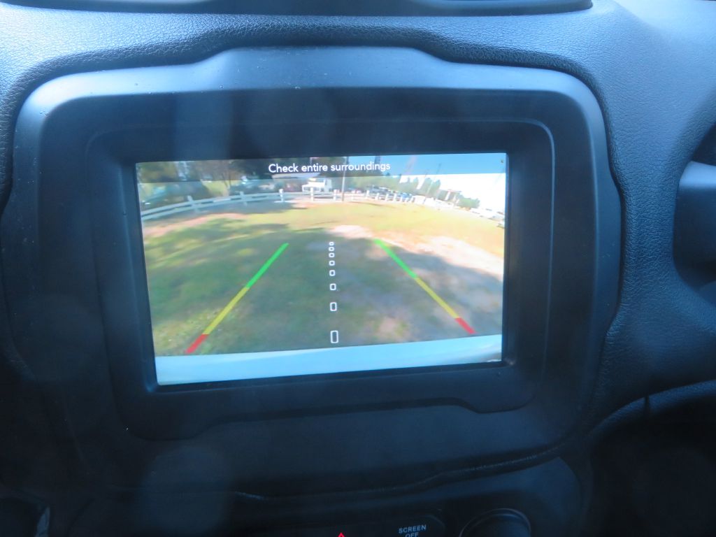 Photo 18 of this JEEP RENEGADE