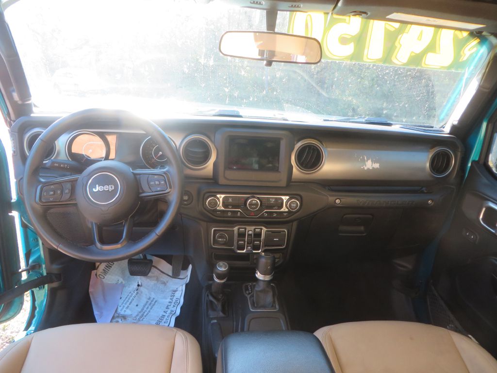 Photo 10 of this JEEP WRANGLER UNLIMI