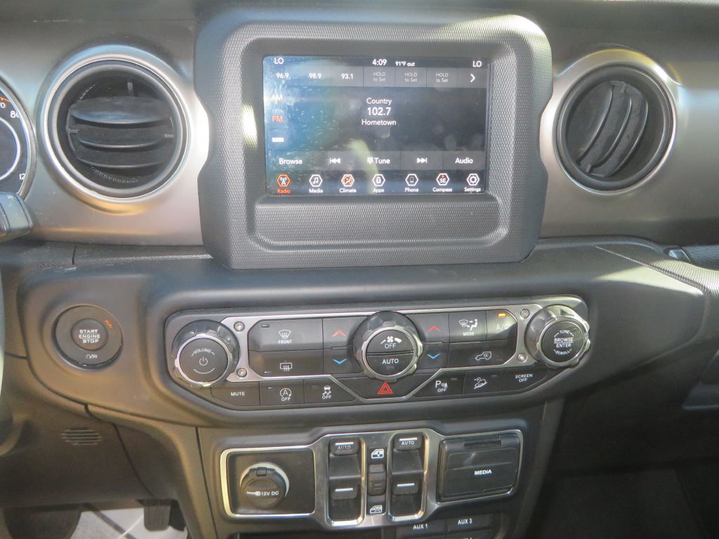 Photo 16 of this JEEP WRANGLER UNLIMI