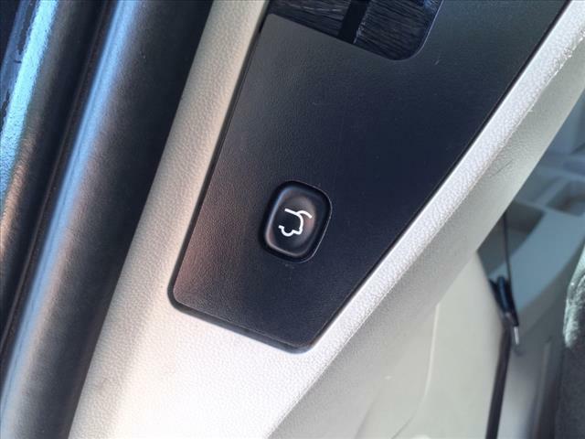 CHRYSLER TOWN AND COUNTR 2014 CHRYSLER TOWN AND COUNTR 2C4RC1BG0ER209136