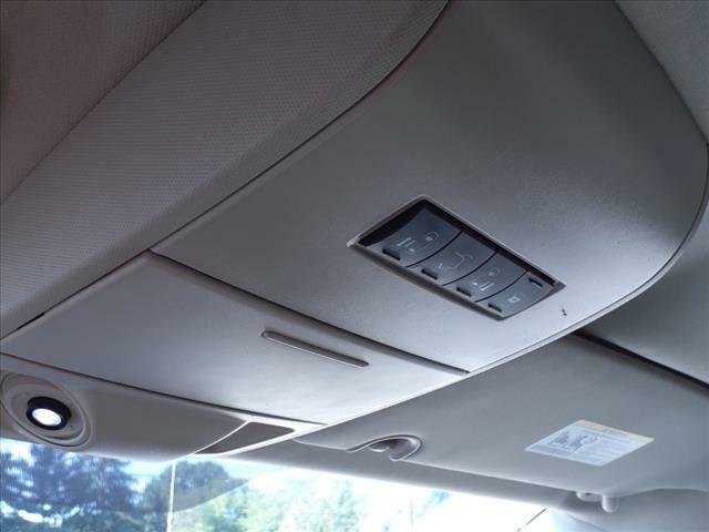 CHRYSLER TOWN AND COUNTR 2014 CHRYSLER TOWN AND COUNTR 2C4RC1BG0ER209136