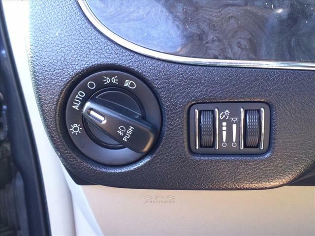 CHRYSLER TOWN AND COUNTR 2014 CHRYSLER TOWN AND COUNTR 2C4RC1BG0ER209136