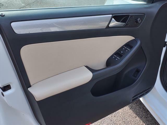 VOLKSWAGEN JETTA 2015 VOLKSWAGEN JETTA 3VWD07AJ4FM402916