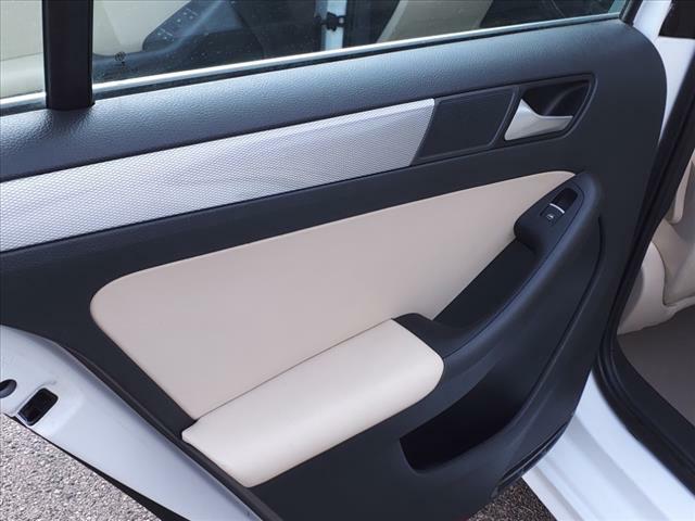 VOLKSWAGEN JETTA 2015 VOLKSWAGEN JETTA 3VWD07AJ4FM402916