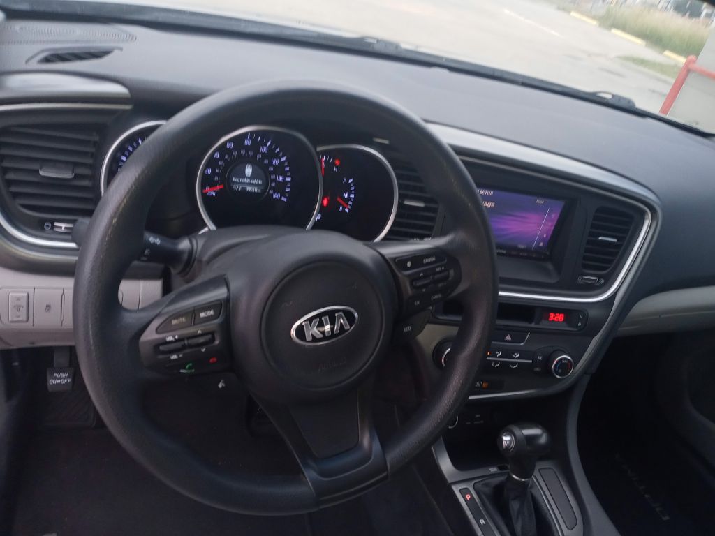Photo 15 of this KIA OPTIMA