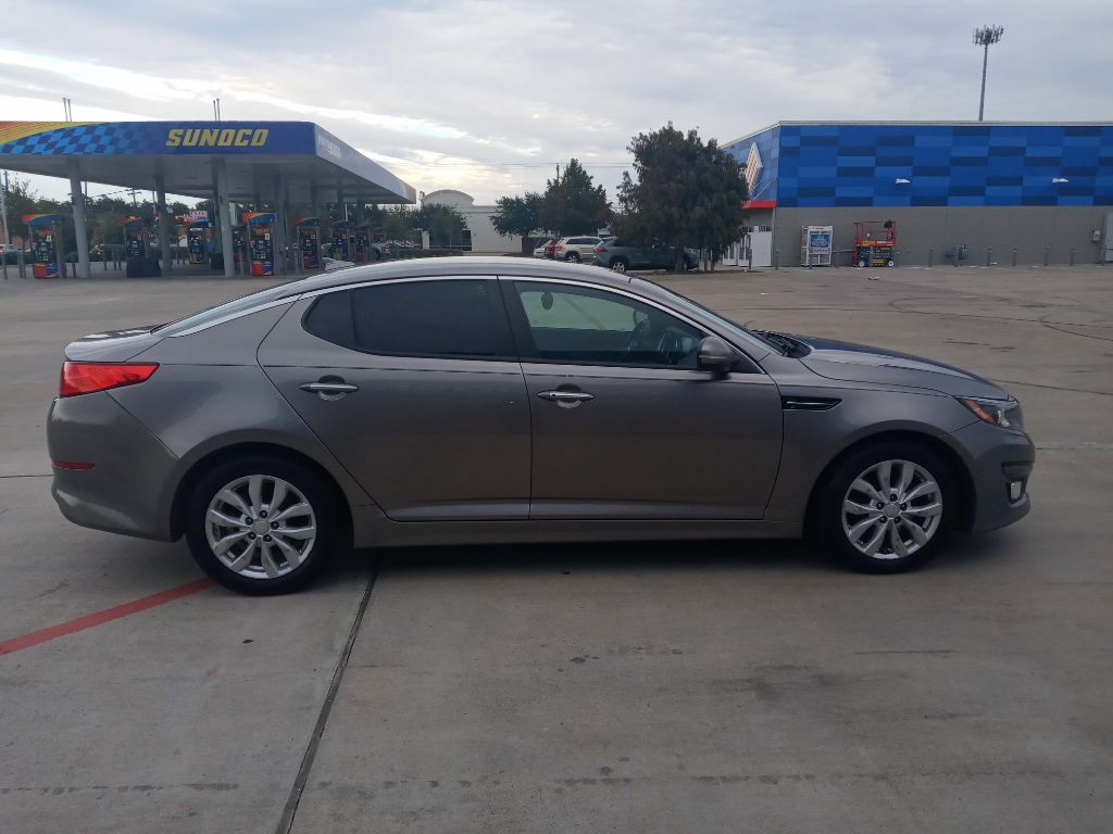 Photo 4 of this KIA OPTIMA