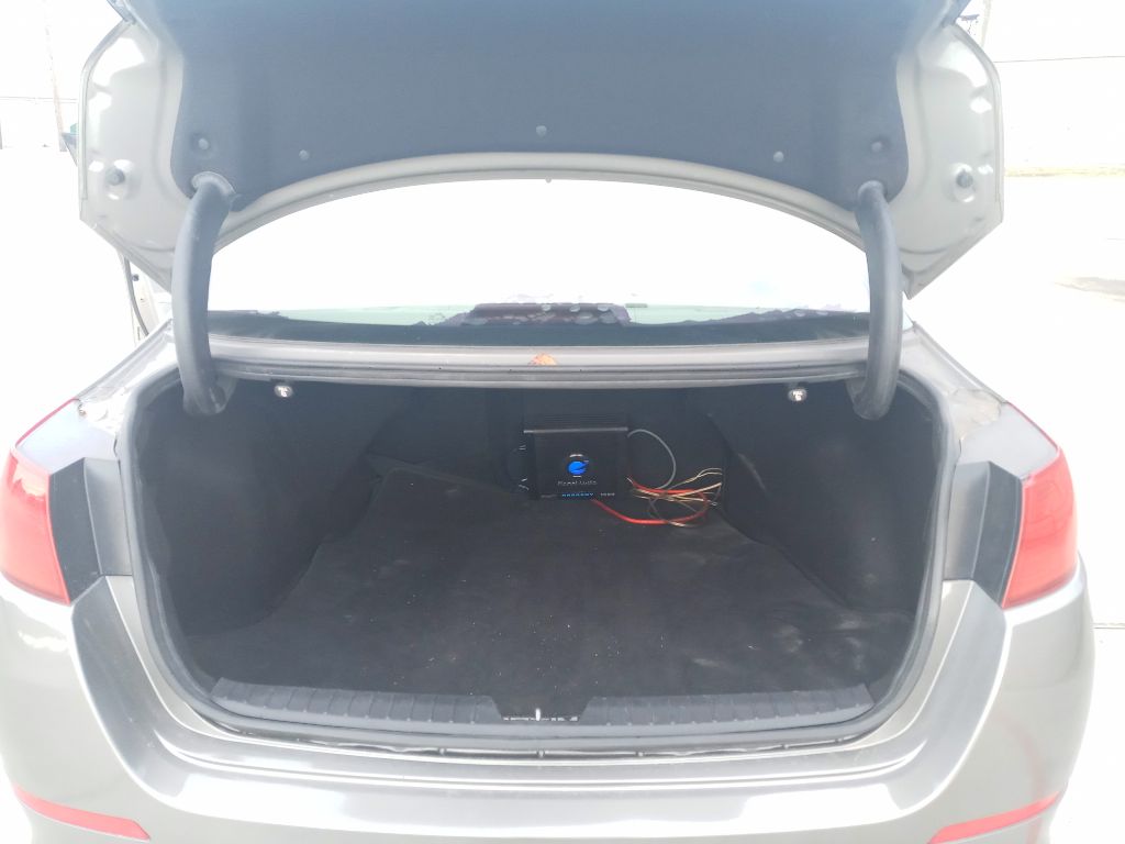 Photo 17 of this KIA OPTIMA