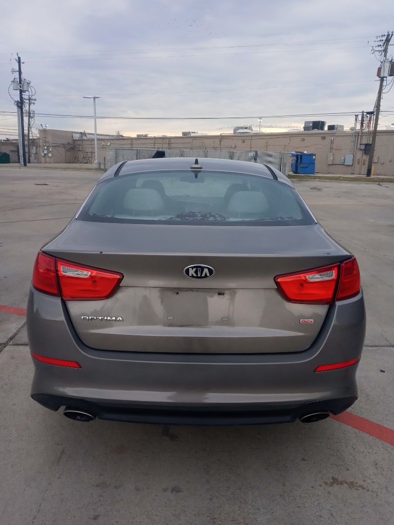 Photo 2 of this KIA OPTIMA
