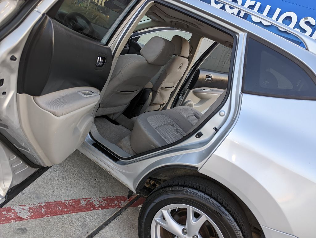 Photo 10 of this NISSAN ROGUE