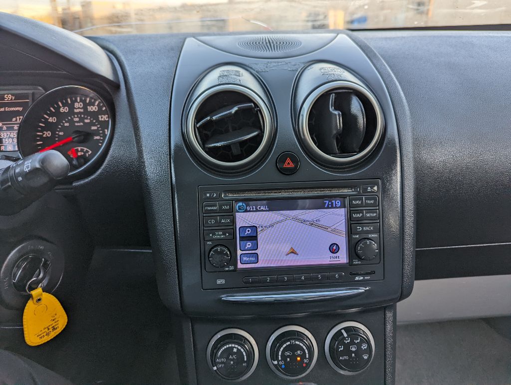 Photo 4 of this NISSAN ROGUE