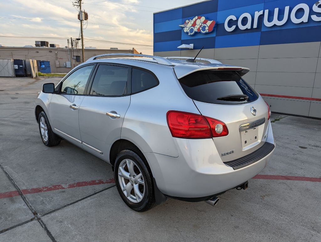 Photo 13 of this NISSAN ROGUE