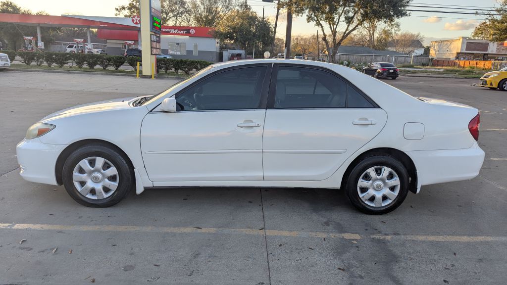 Photo 3 of this TOYOTA CAMRY