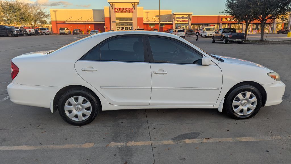 Photo 4 of this TOYOTA CAMRY