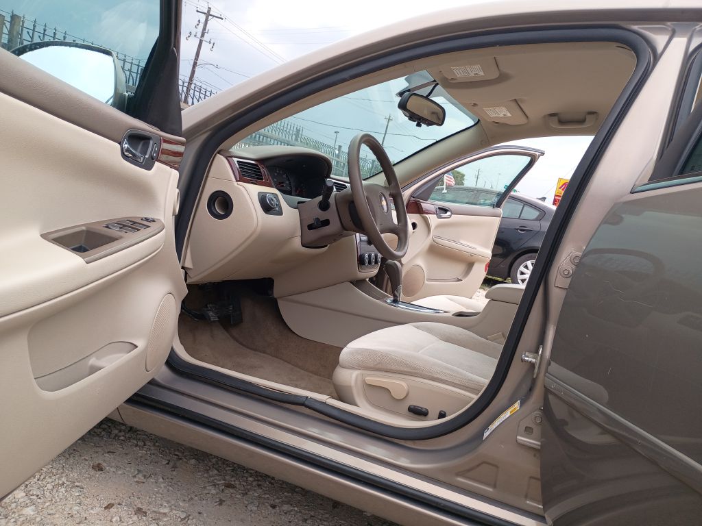Photo 9 of this CHEVROLET IMPALA