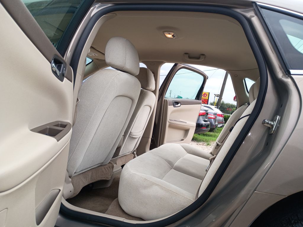 Photo 10 of this CHEVROLET IMPALA